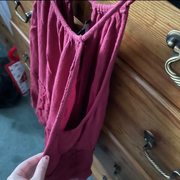 REPOSH: American Eagle Red Tank Top - Picture 5 of 8